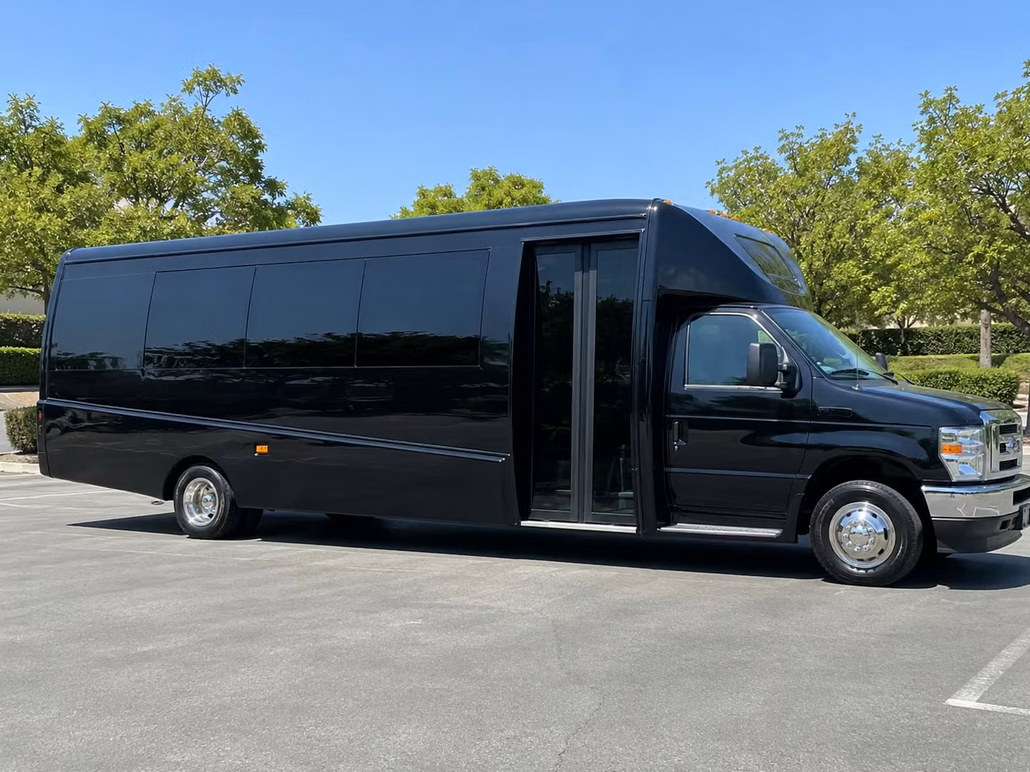 18 passenger minibus