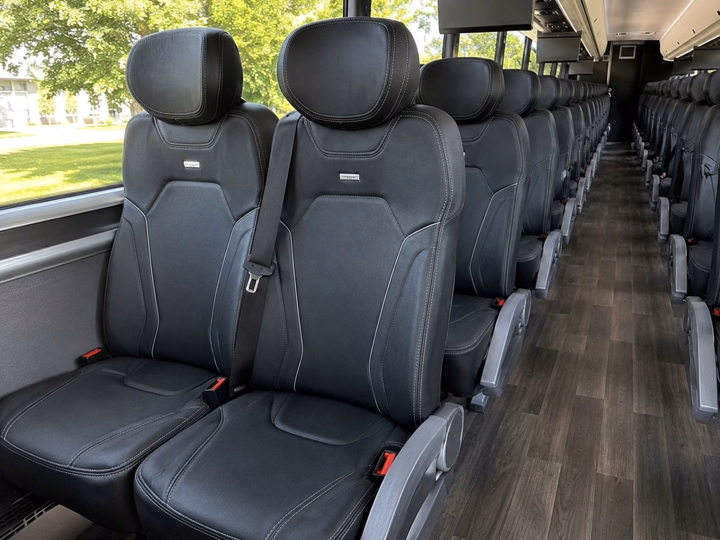 ceremony to reception shuttle buses for key west weddings