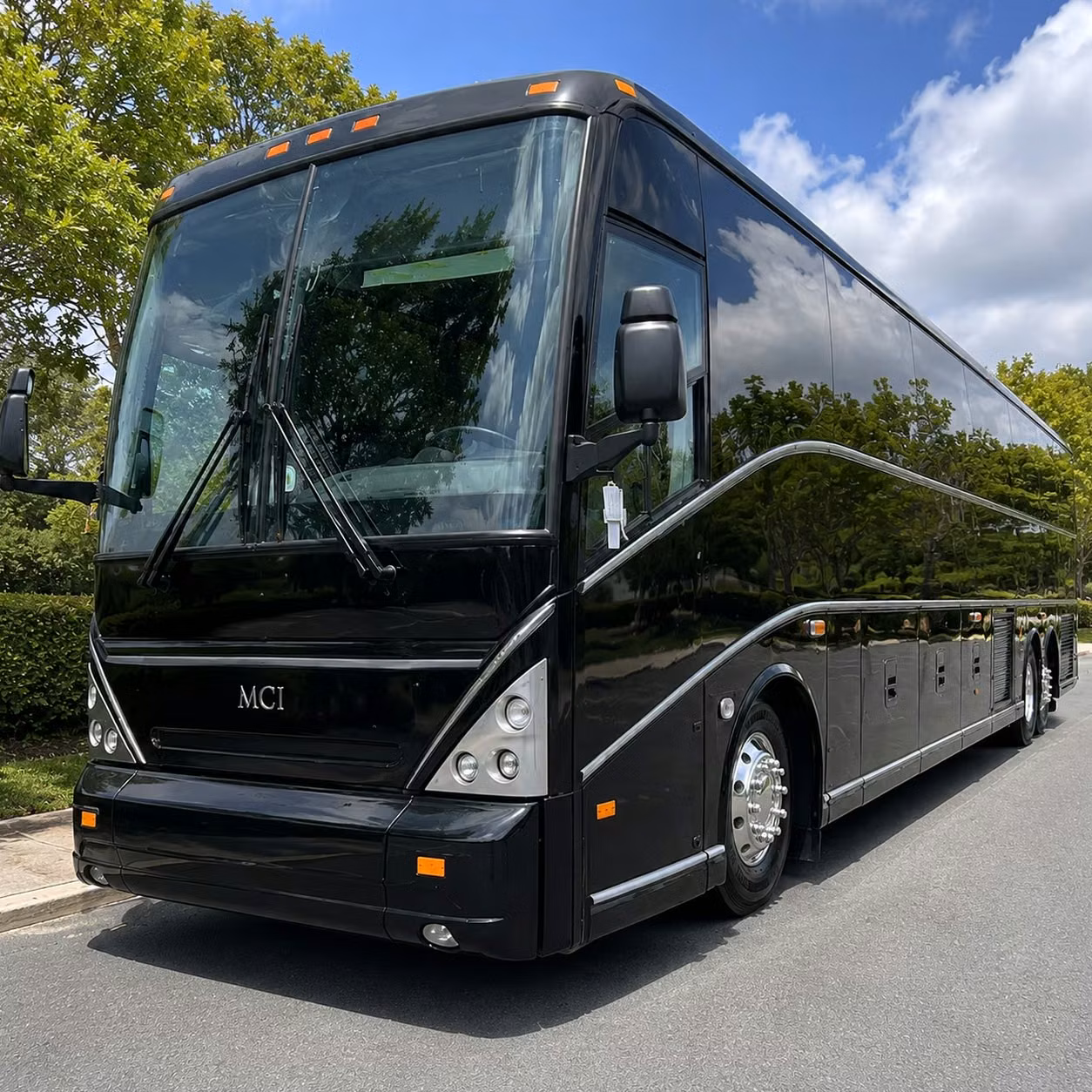 corporate retreat and team building transportation throughout the florida keys