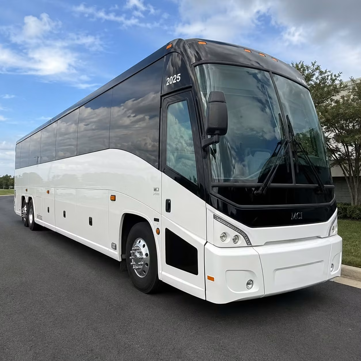 festival season in key west means you need a bus that can handle the crowds
